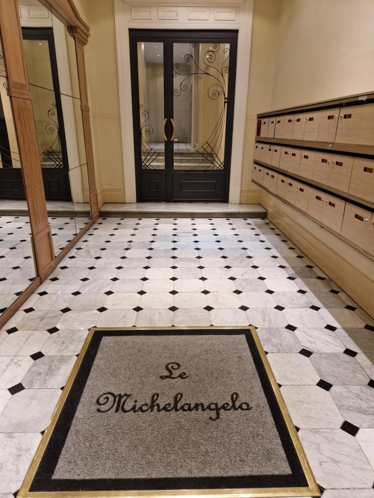 Le Michelangelo - Place Massena Nice Eksteriør bilde